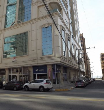 Sala comercial em localizao central es