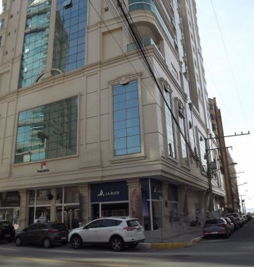 Sala comercial no centro  privativa e t