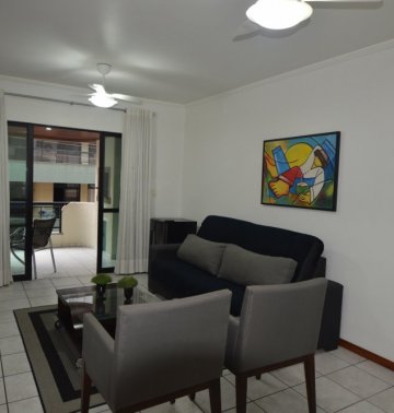 Loca��o anual! 03 dorms, quadra mar no c