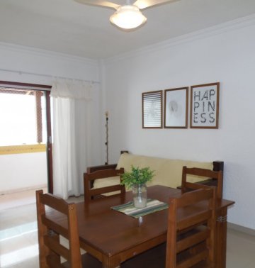 �timo apto na quadra do mar!